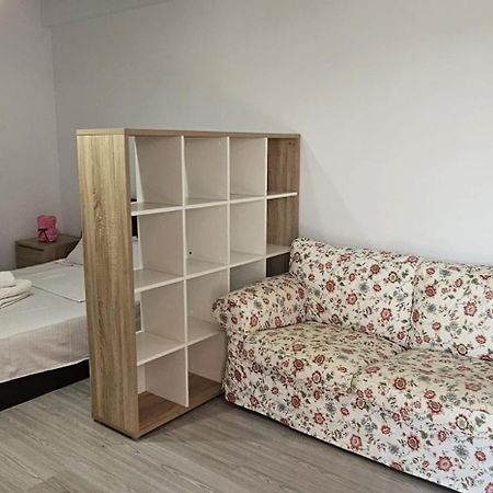 Astero Apartments Premium Accomodation Яссы Экстерьер фото