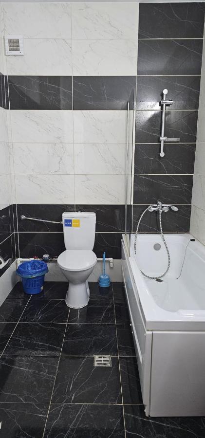 Astero Apartments Premium Accomodation Яссы Экстерьер фото